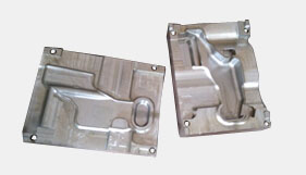 Blowing mould